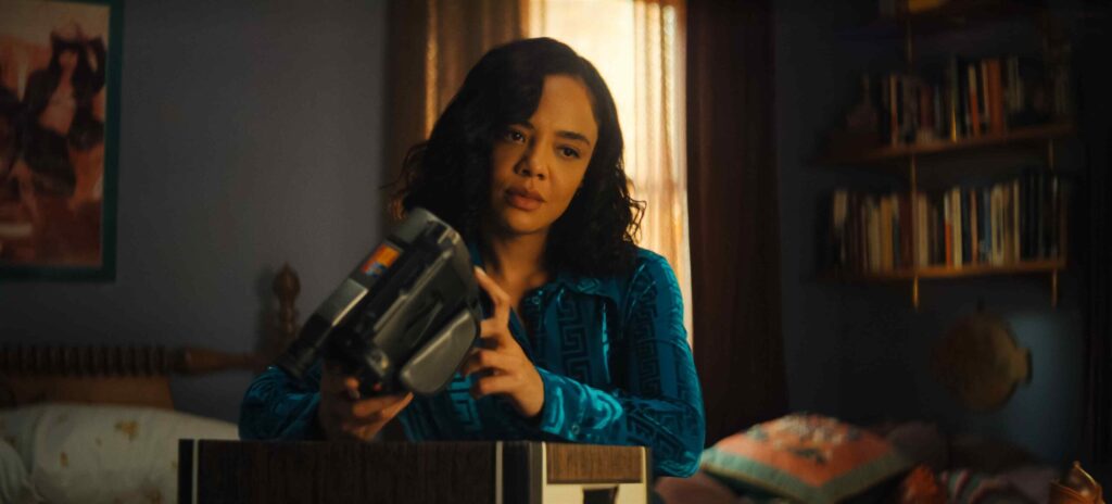 Bande-annonce de 'His & Hers' : T. Thompson et J. Bernthal s'affrontent dans une enquête meurtrière.