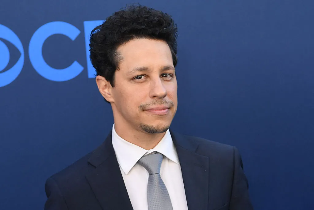 CBS confirme le licenciement de David Del Rio après la réouverture d'une enquête interne.