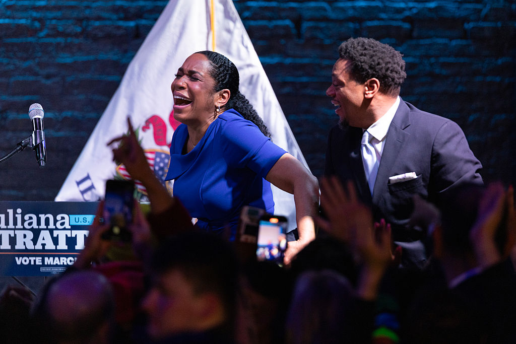 Ce que la victoire de Juliana Stratton à la primaire du Sénat de l’Illinois signifie pour Pritzker et Trump.