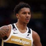 Julian 'Juju' Reese, frère d'Angel Reese, bat le record de rebonds d'un rookie NBA cette saison.