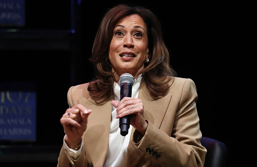 Kamala Harris dit que les Noirs doivent être des électeurs transactionnels — ce que cela signifie.