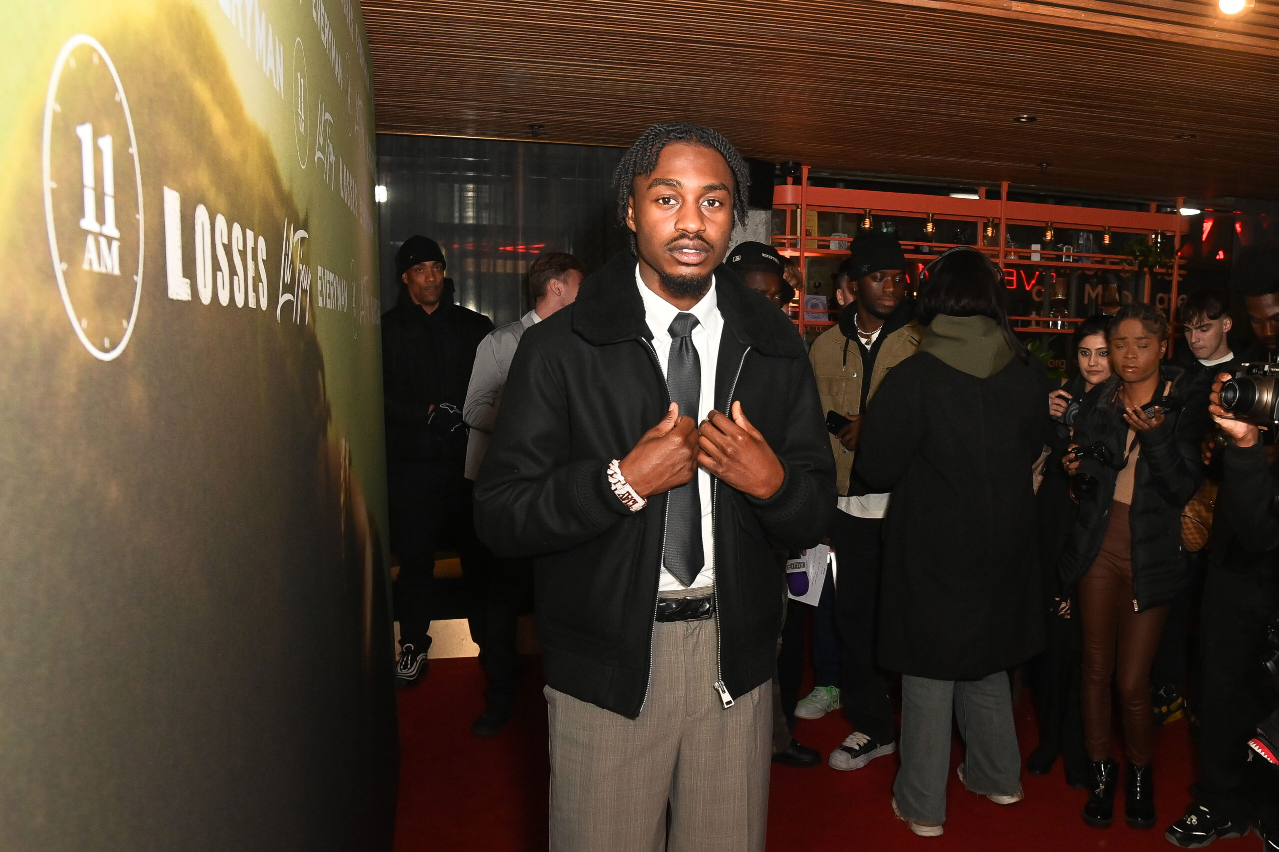 Comment Lil Tjay a transformé ses hits en streaming en une fortune nette de plusieurs millions.