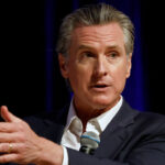 L'investissement de Newsom en éducation spécialisée est salué, mais des signaux d'alerte subsistent.