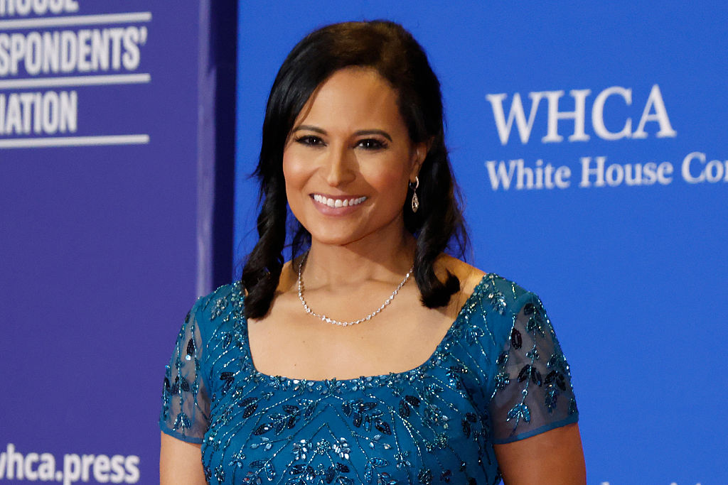 Trump insulte Kristen Welker, la traitant de 'corrompue' ou 'stupide' en contestant la fraude.
