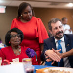 Pete Buttigieg courtise les électeurs noirs en SC: église, HBCU et dîner NAACP, spéculations 2028