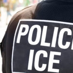 ICE veut dépenser jusqu'à 20 millions de dollars pour des gants à choc électrique pour les agents.
