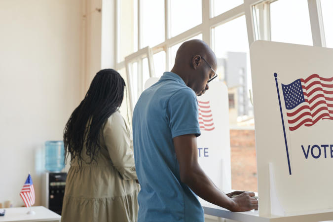 Voici le guide AFROTECH des participants sur le vote anticipé et les bulletins par courrier.