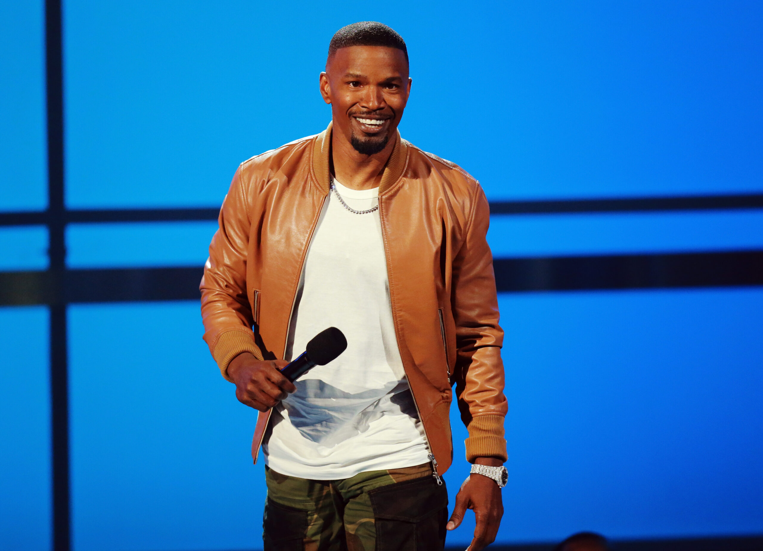 Jamie Foxx se souvient de l'accident vasculaire cérébral qui l'a presque tué trois ans plus tard.