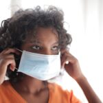 Le COVID revient-il ? Voici ce que disent les dernières données et les experts de la santé.