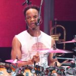 Voici ce qu'il faut savoir sur le coma induit médical du batteur John Paris d'Earth, Wind & Fire.