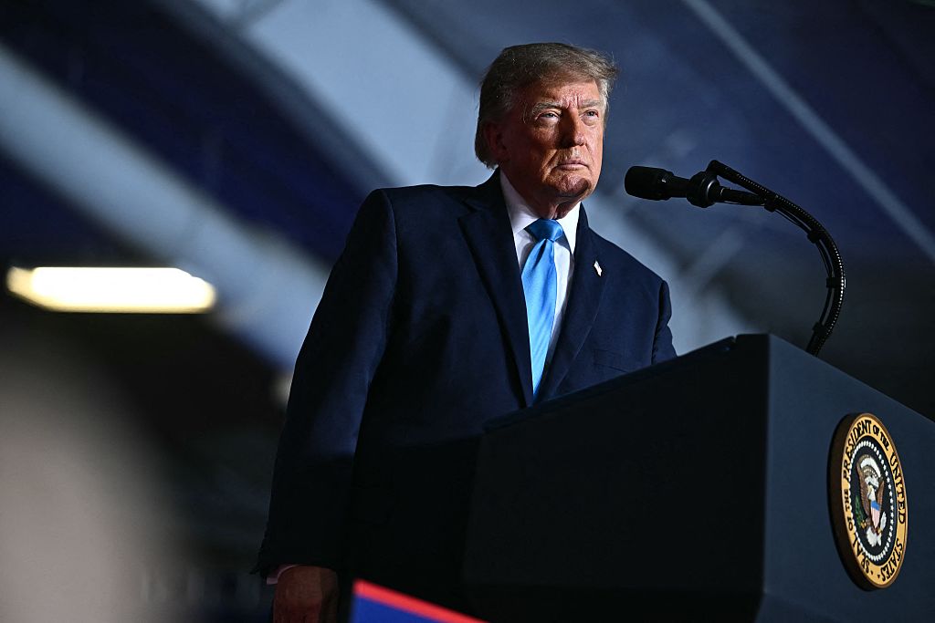 Propos de Trump sur une éventuelle guerre avec l'Iran à Los Angeles et à San Diego : l'inquiétude traverse les partis