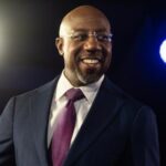 Raphael Warnock critique les démocrates sur le Sud et consacre son temps et sa levée de fonds à ces candidats